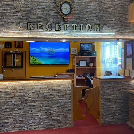 Forest Star On The Slope Hotel 2*