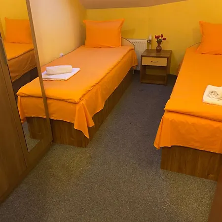 Forest Star On The Slope 2*