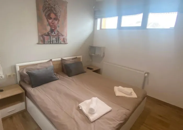 Forest Star On The Slope 2*