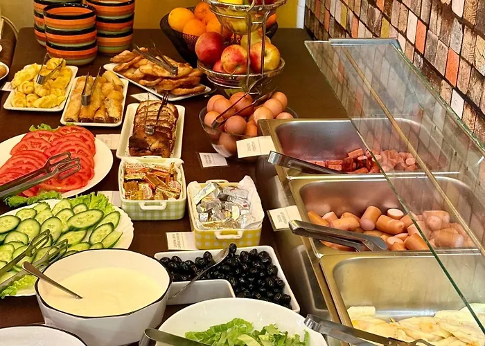 Forest Star On The Slope 2*