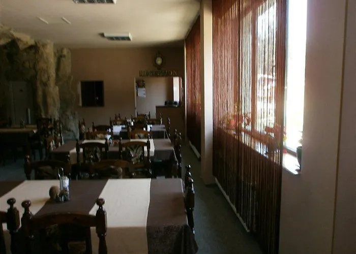 Forest Star On The Slope Hotel 2*